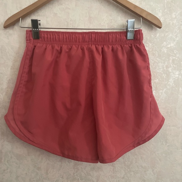 Nike dri fit women's small athletic shorts - Picture 5 of 5